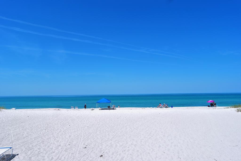 Gulf And Beach View Apartment 403 롱보트키 외부 사진